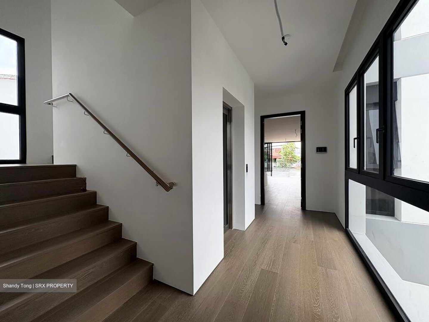 Mount Sinai Lane (D10), Detached #504592371